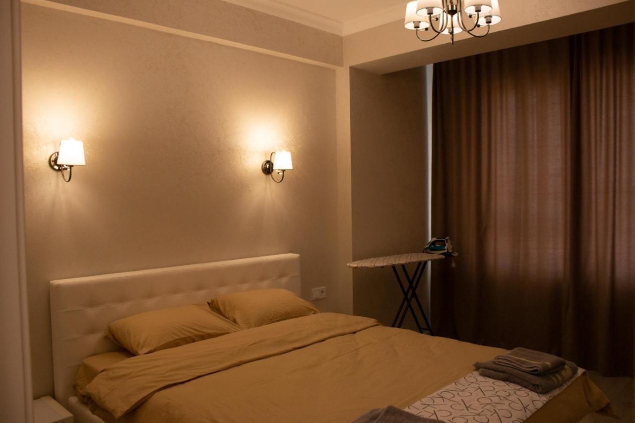 Oasis Premium Class 1Bd Apartment With Living Room Chisinau Bagian luar foto